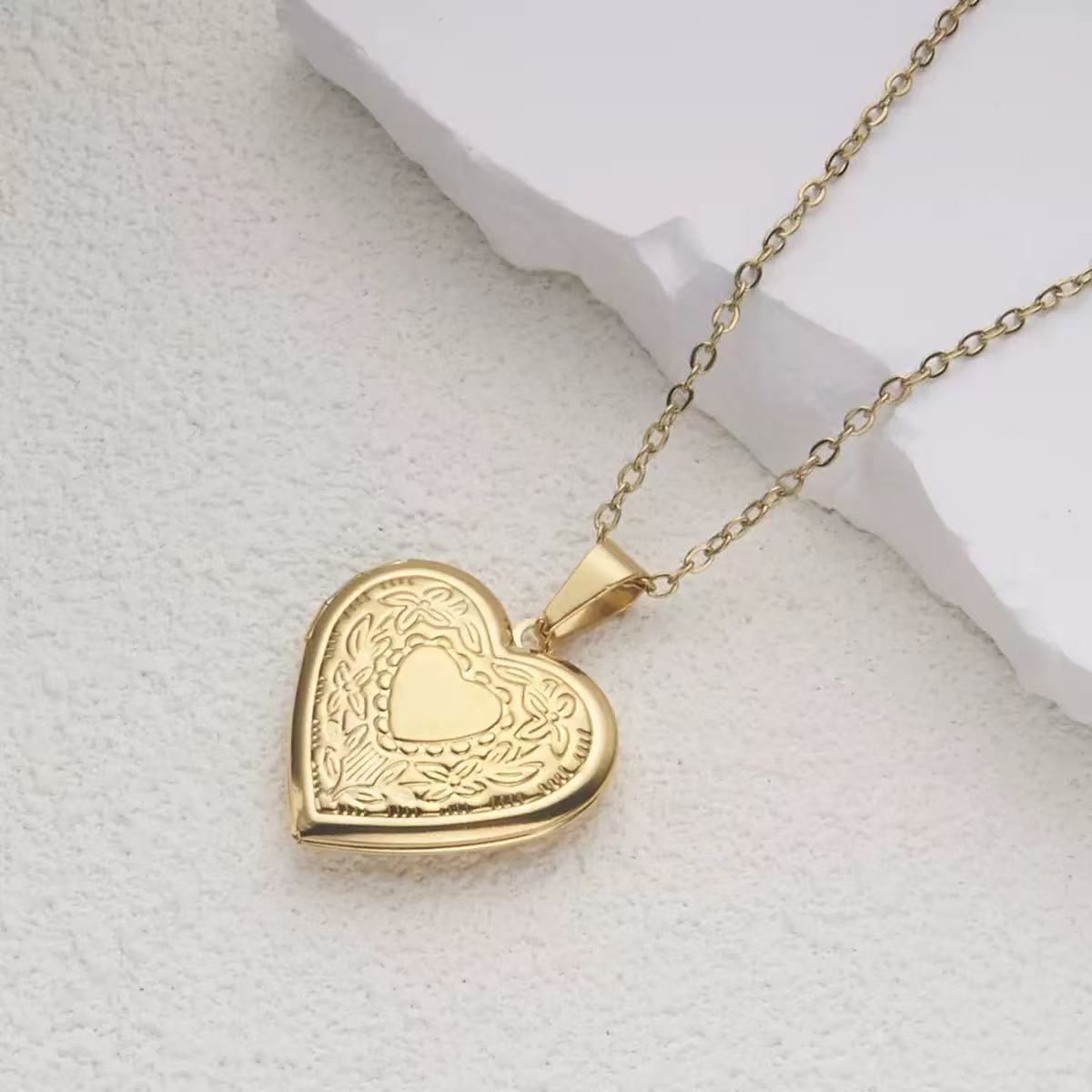 Heart Locket Necklace Photo - Romantische Hartvormige Hanger Vrouwelijk Goud Zilver
